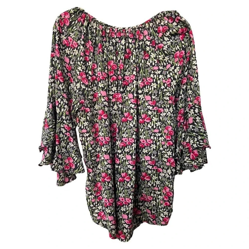🌸 Floral Ruffle Sleeve Blouse 🌸🌸 - Picture 6 of 7